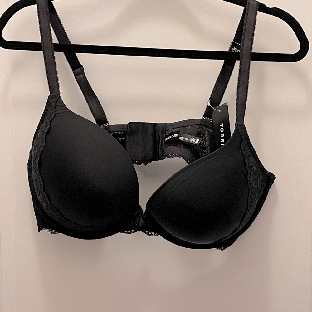 🖤Brand New with tags Torrid Curve Bra 40DD🖤